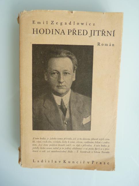 Hodina před jitřní