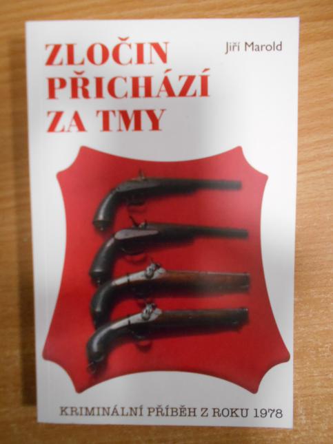 Zločin přichází za tmy 