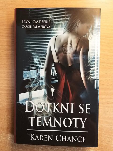 Dotkni se temnoty