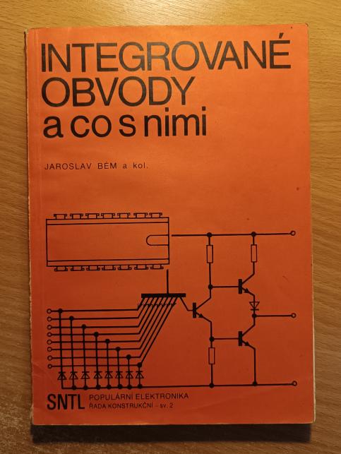 Integrované obvody a co s nimi