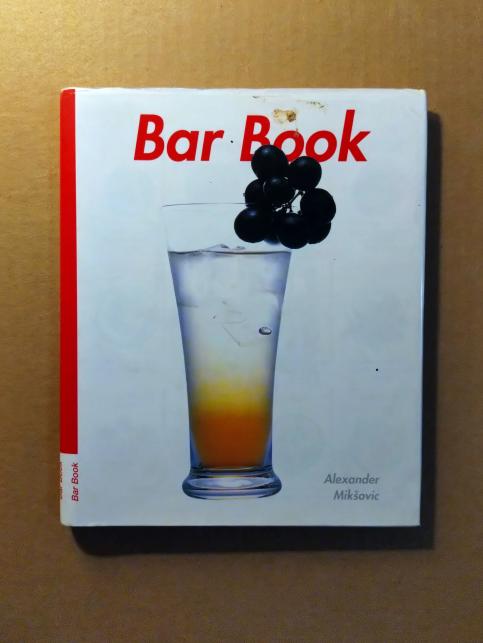 Bar Book - významné koktejly a longdrinky